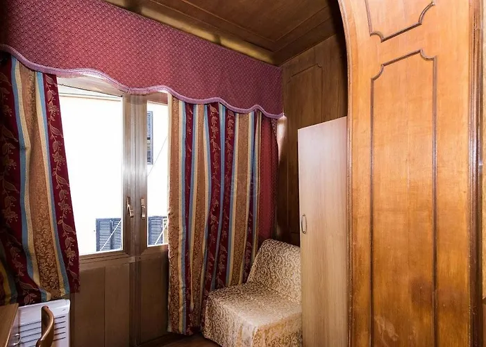 Artromano Otel 2*
