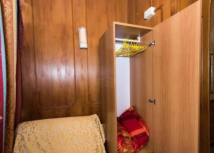 Otel Artromano 2*