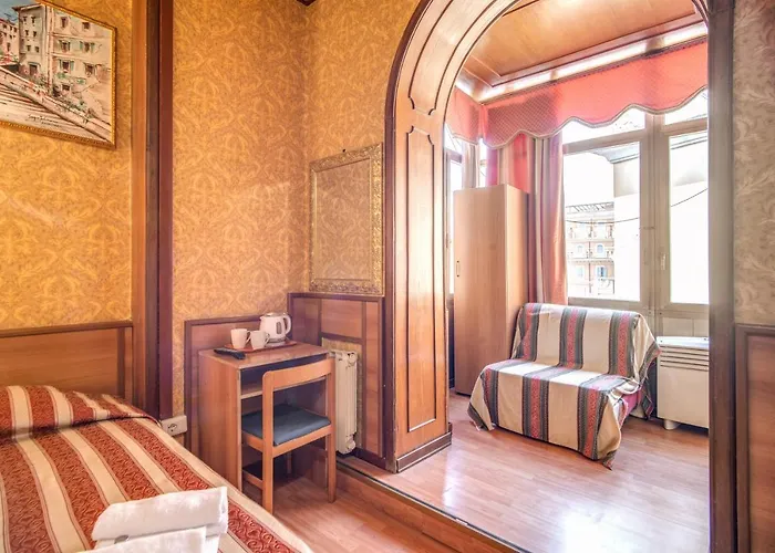 Otel Artromano 2*